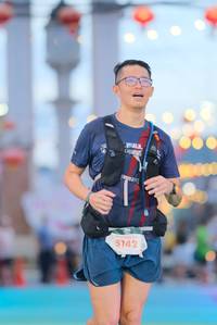 BIB: 5142
                            <button type="button" onclick="openModal(21767150)" class="btn btn-primary btn-sm float-right btn-popup" data-toggle="modal" data-target=".modal-high-quality">
                        <i class="fas fa-shopping-cart"></i> Add to Cart
                    </button>
                                            <button type="button" onclick="isThisMe(21767150, true)" class="btn btn-success btn-sm float-right btn-popup btn-isme hidden" data-toggle="tooltip" data-placement="bottom" title="นี่คือรูปของคุณใช่ไหม คลิกที่นี่เพื่อเอาเข้าอัลบั้ม">
                        <i class="fas fa-plus"></i> Add to album
                    </button>
                    <button type="button" onclick="isThisMe(21767150, false)" class="btn btn-warning btn-sm float-right btn-popup btn-isnotme hidden">
                        <i class="fas fa-ban"></i> Remove from album
                    </button>